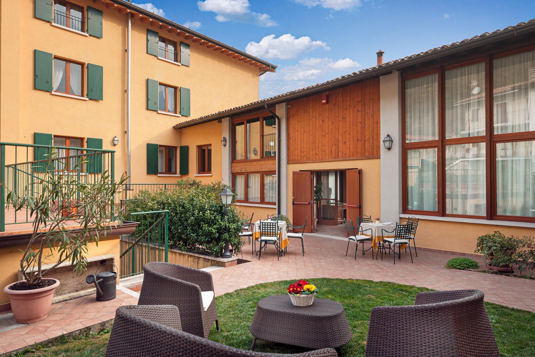 Hotel Tre Punte Gargnano Luaran gambar